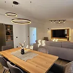 Tolj 2 - Mokalo Apartman *