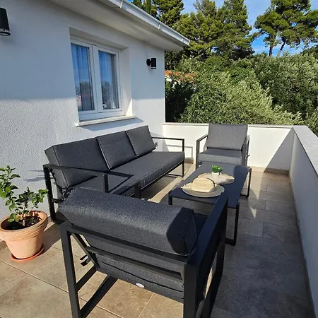 Tolj 2 - Mokalo דירה