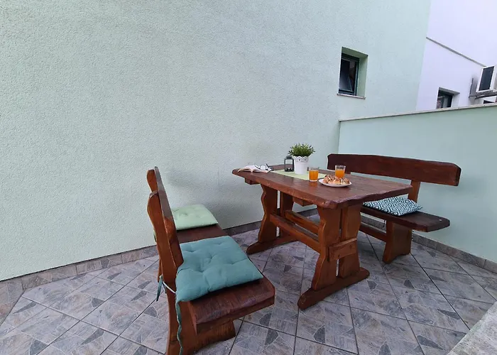 Tolj 2 - Mokalo Apartman