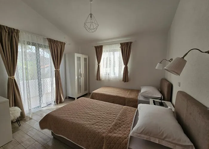 Tolj 2 - Mokalo * Orebić