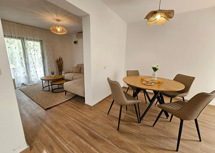 Tolj 2 - Mokalo * Orebić