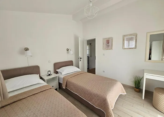 Apartman Tolj 2 - Mokalo *